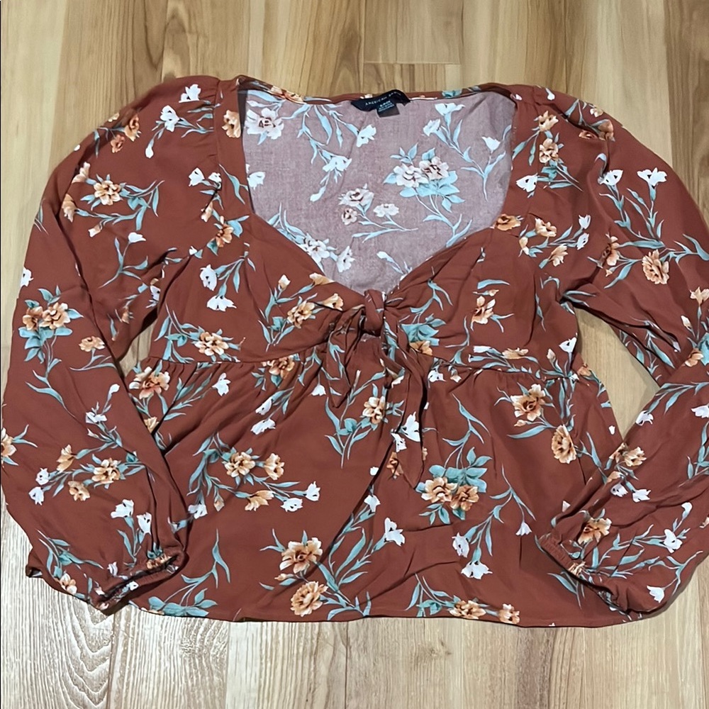 American Eagle Outfitters Brown and White Puff Sleeve Blouse
